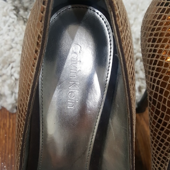 Calvin Klein "Pari" peep toe heel - Picture 2 of 5